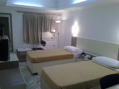 Kumar Grand Casa Hotel อัครา ภายนอก รูปภาพ